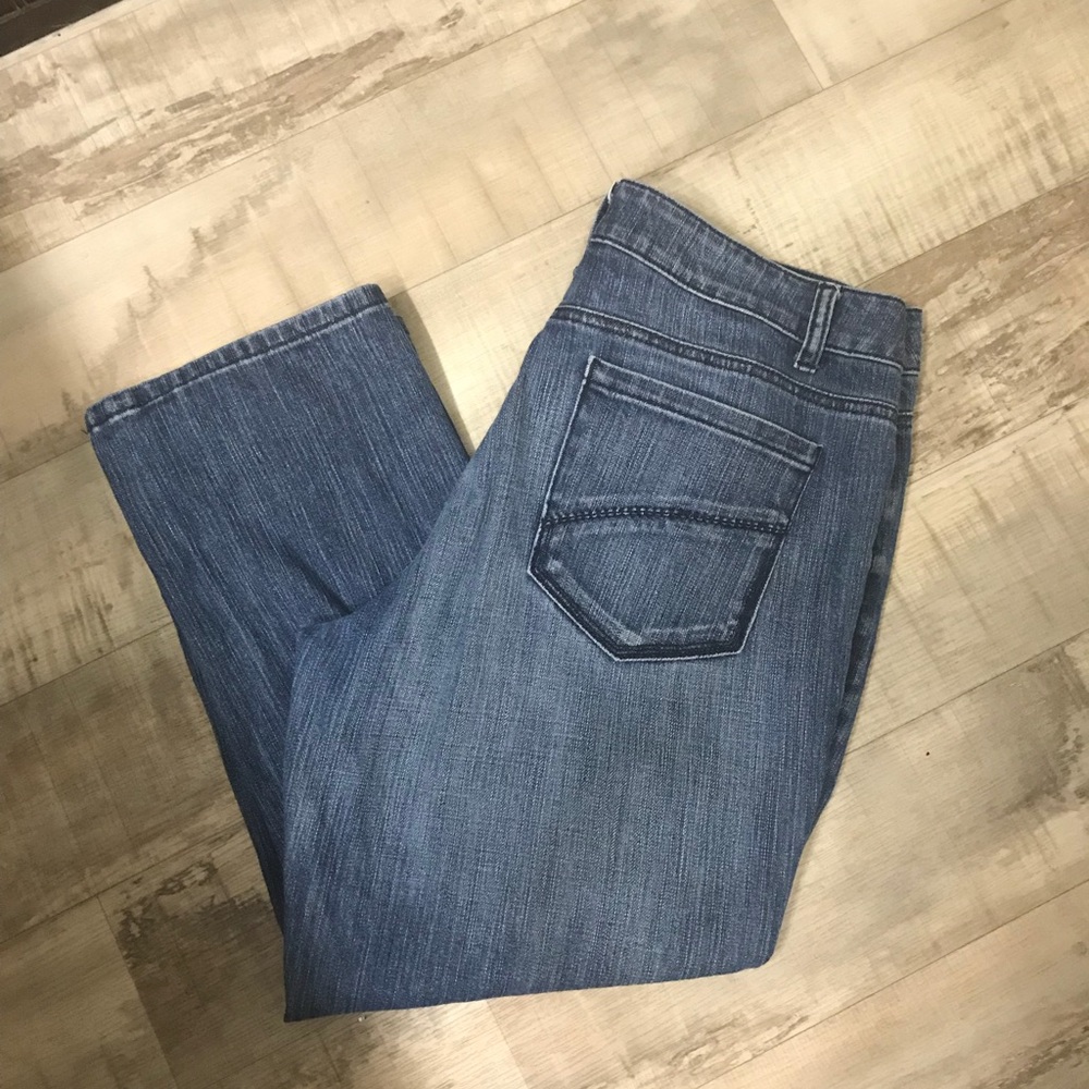 DKNY Capri jeans